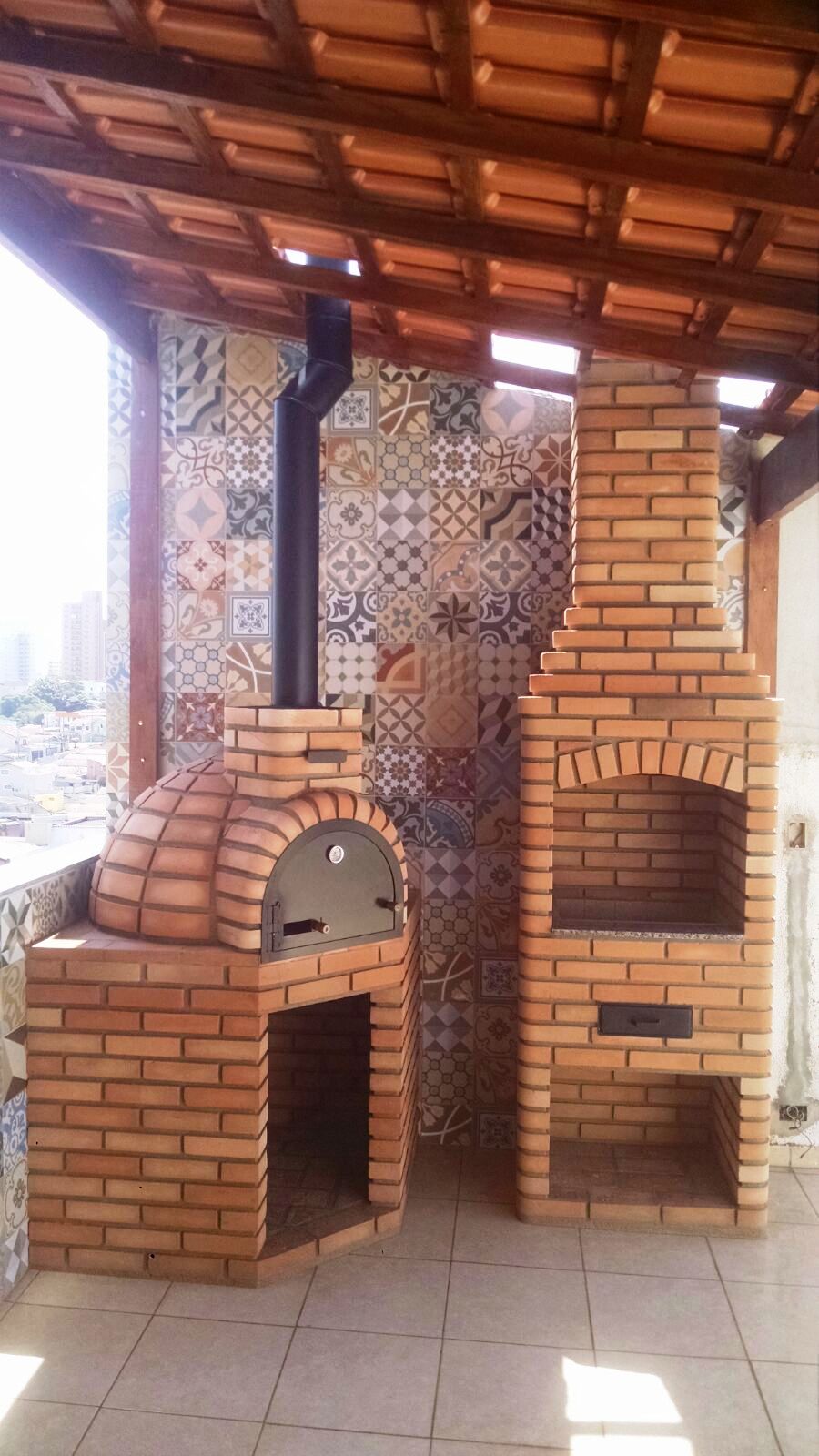 Projetamos a sua área gourmet de acordo o seu espaço e necessidade. Clique e conheça a Colonial Churrasqueiras