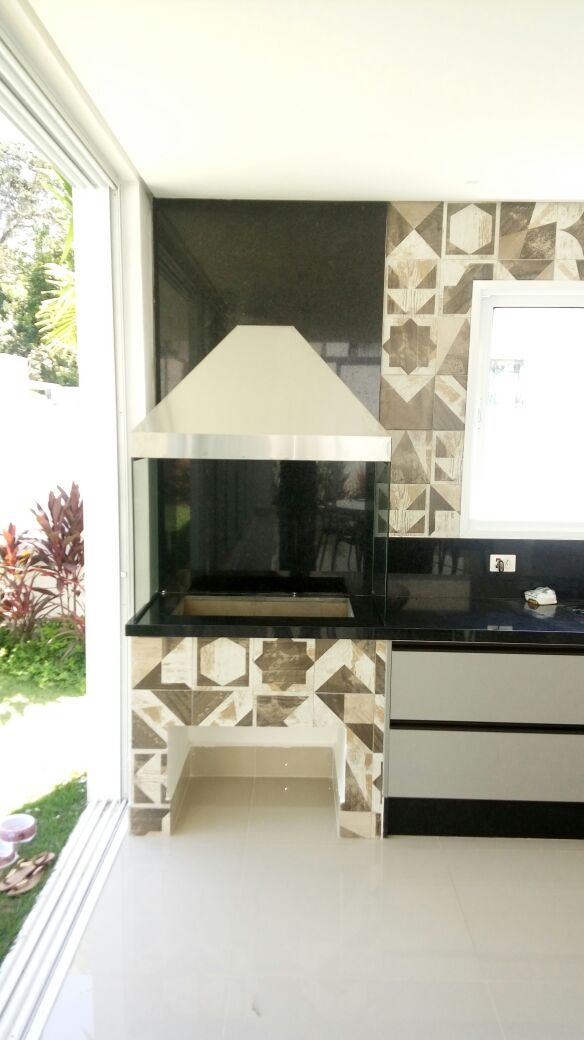 Desenvolvemos e executamos projetos de churrasqueira em sua área gourmet de acordo com a sua necessidade. Clique e conheça a Colonial Churrasqueiras