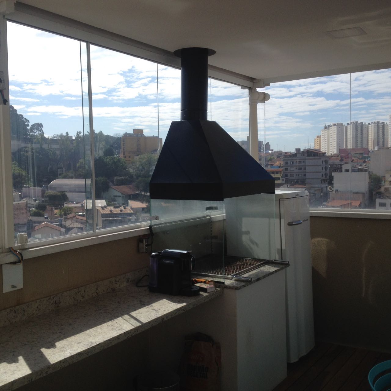 Desenvolvemos e executamos projetos de churrasqueira em sua área gourmet de acordo com a sua necessidade. Clique e conheça a Colonial Churrasqueiras