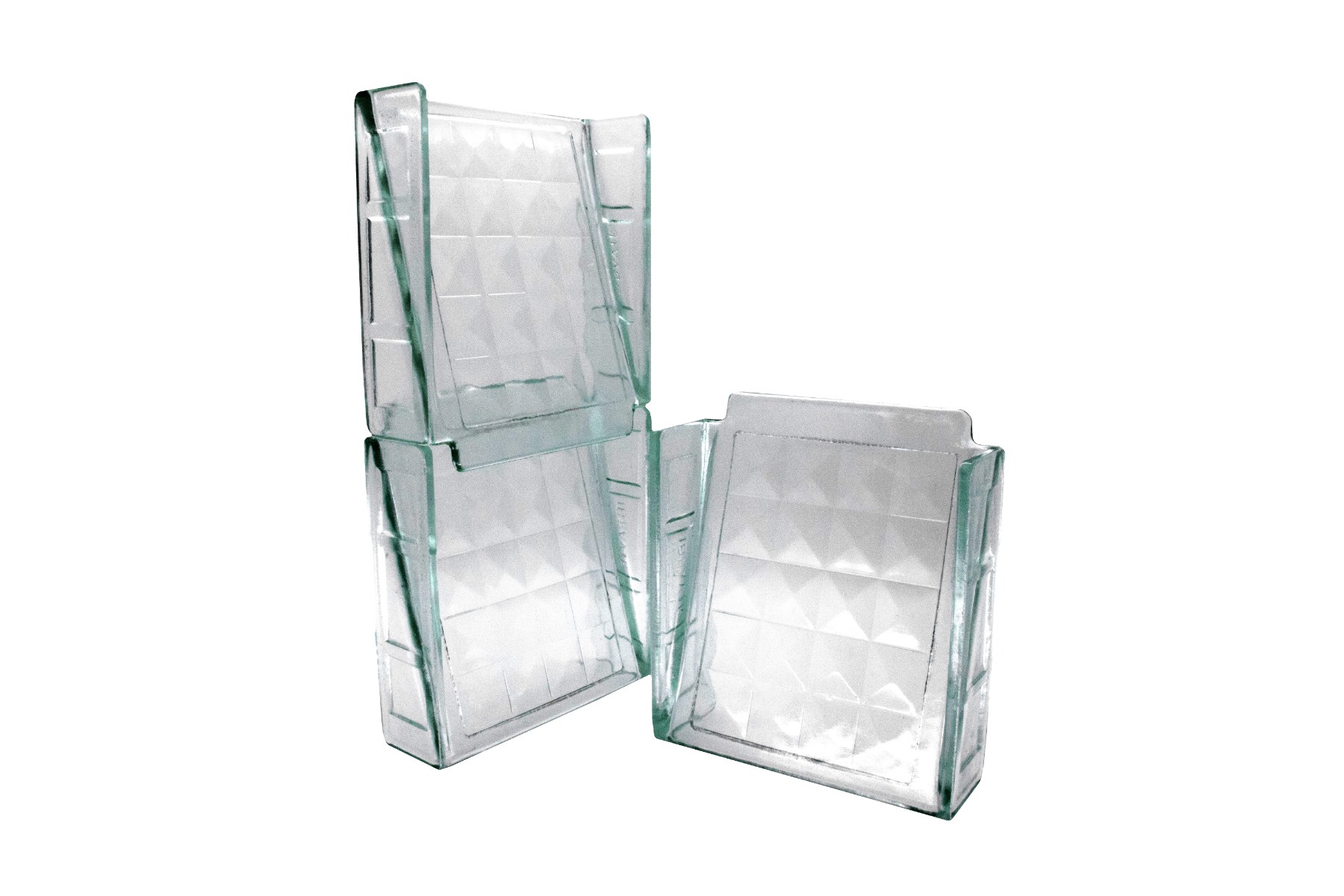 Aqui você encontra elemento vazado de vidro e esmaltado de louça de vários modelos, cores e medidas. Clique e confira