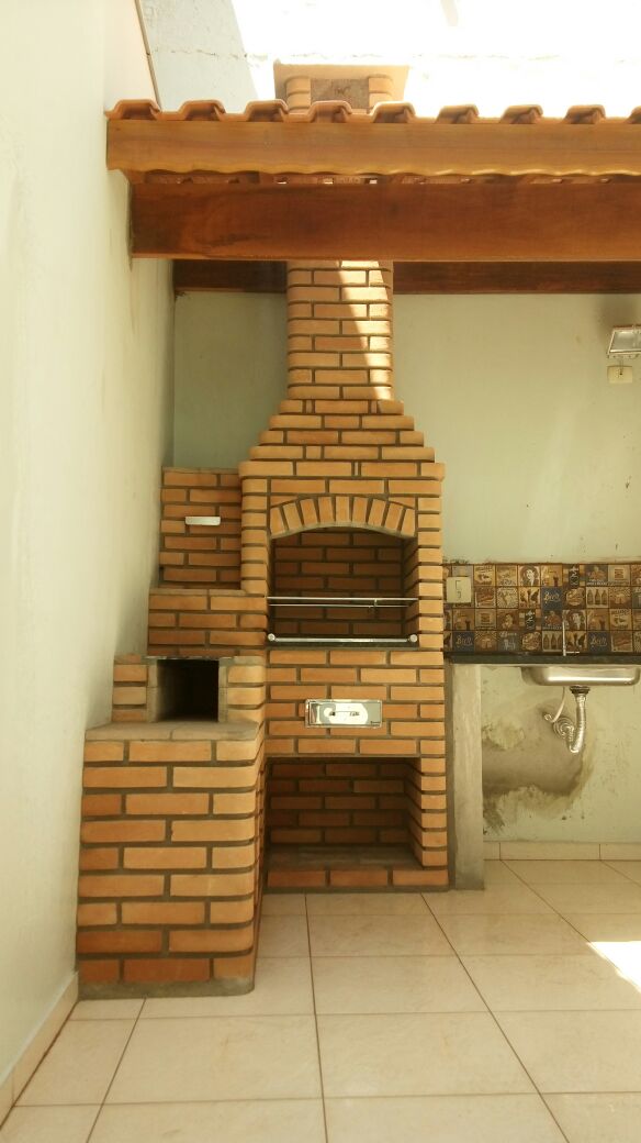 Temos a solução para a sua area de churrasco. Desenvolvemos executamos projetos de churrasqueiras conforme a sua necessidade. Clique e confira
